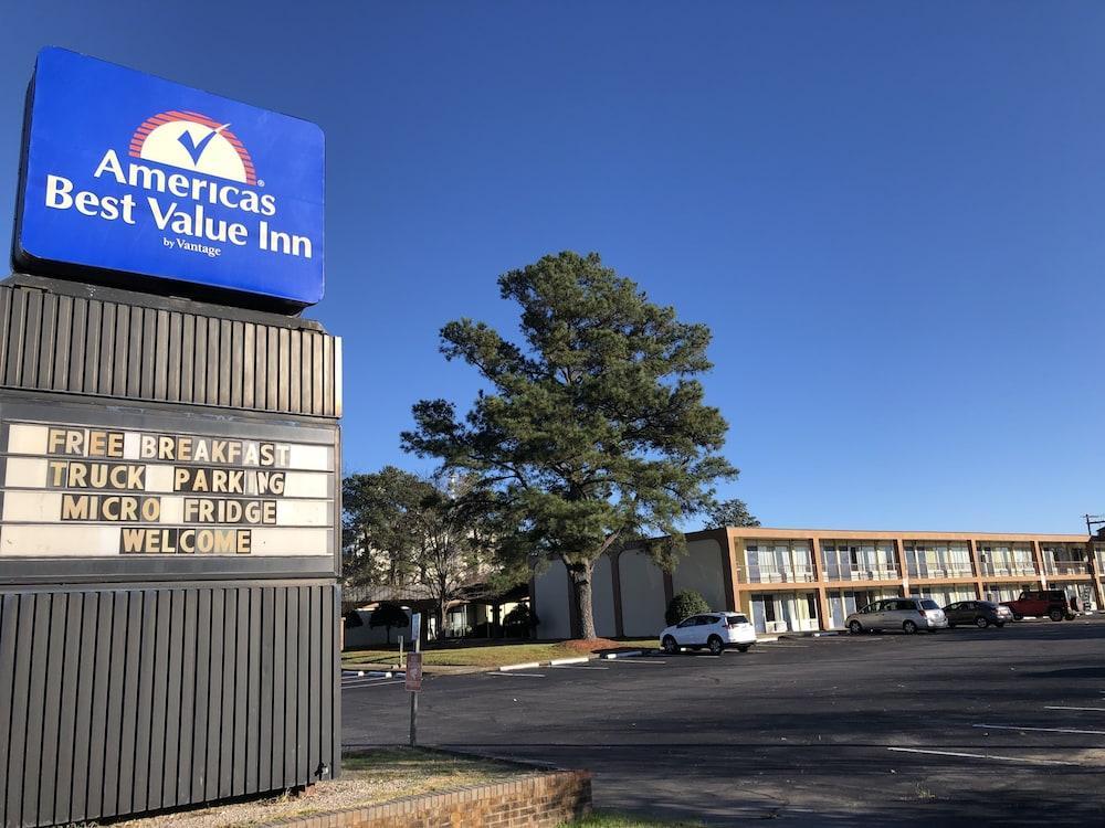 Americas Best Value Inn - Wilson Exterior foto
