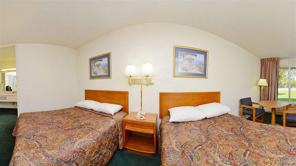 Americas Best Value Inn - Wilson Exterior foto