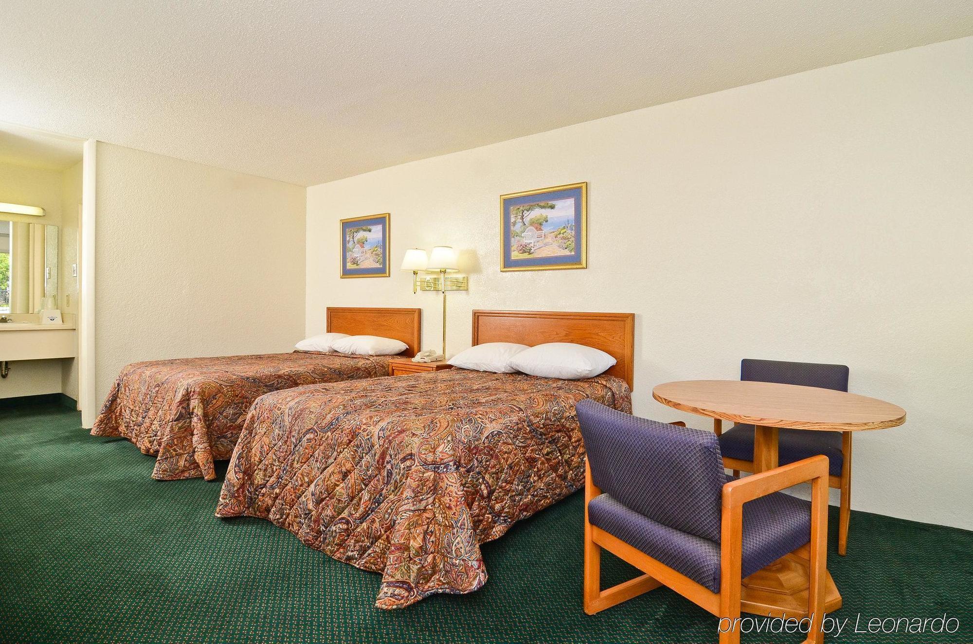Americas Best Value Inn - Wilson Quarto foto