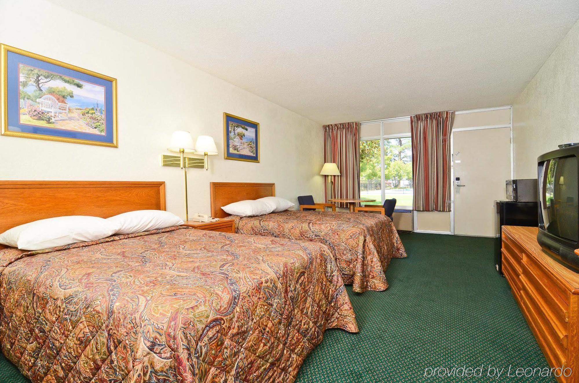 Americas Best Value Inn - Wilson Quarto foto