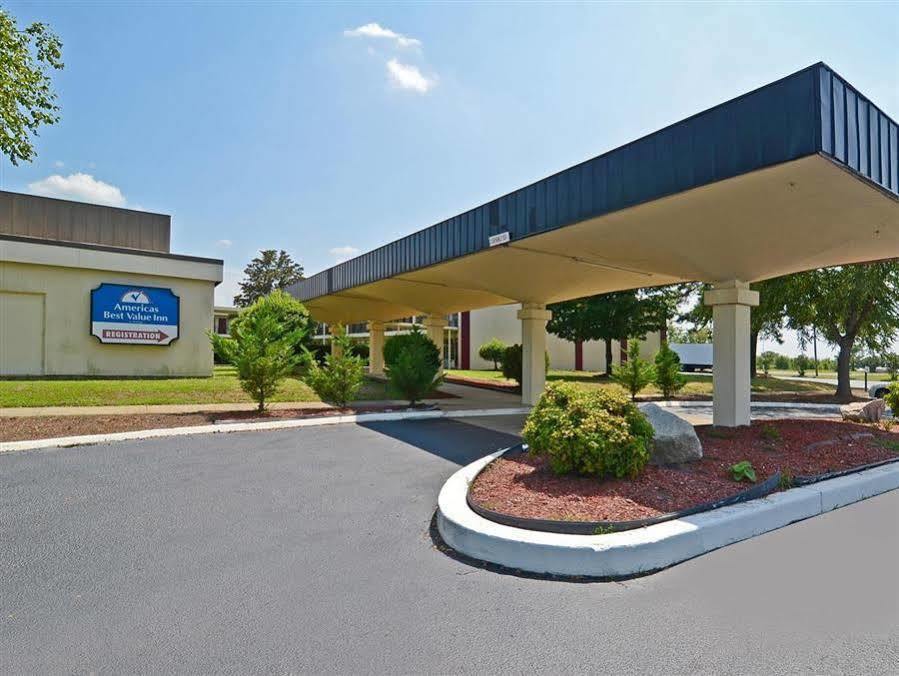 Americas Best Value Inn - Wilson Exterior foto